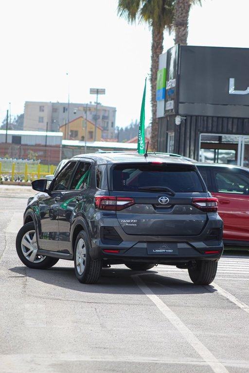 Toyota Raize — foto 5 de 9